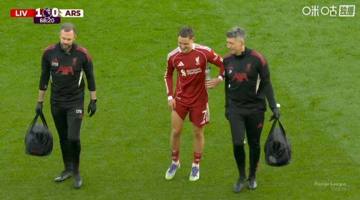 pg旗舰站-不妙！第89分钟维尔茨一瘸一拐下场，远藤航登场