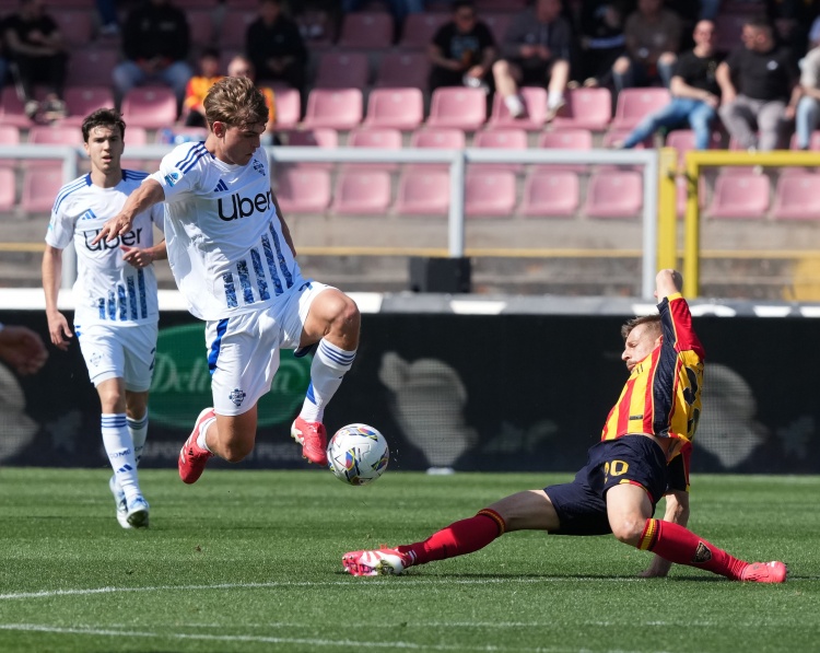 尼科-帕斯：从小我的偶像就是梅西，我看了阿根廷国家队所有比赛