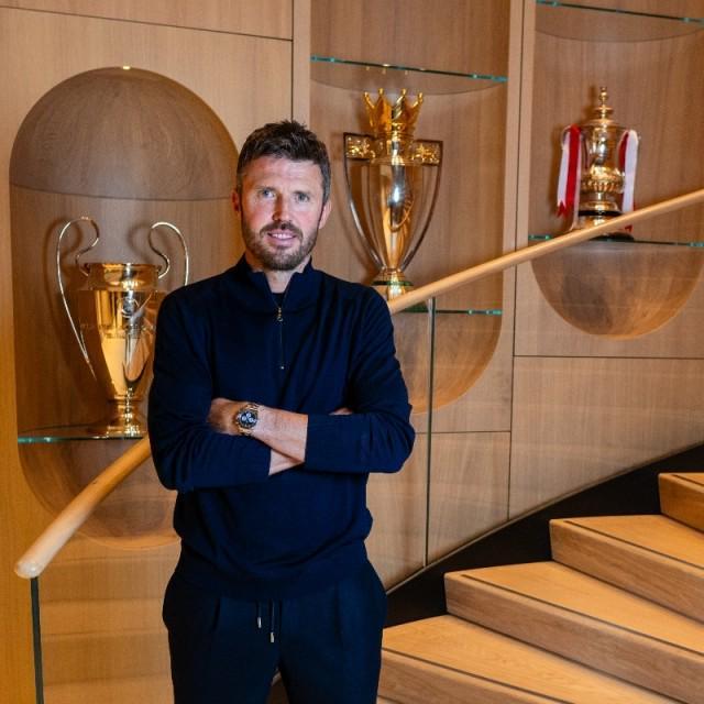 官方：卡里克出任曼联主教练